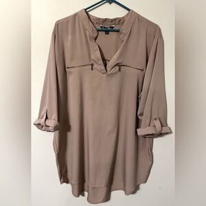 Time To Bloom Hi Low Hem 3/4 Roll Tab Sleeve Chiffon Tunic Blouse! Size 3X.